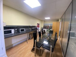 final-kitchen-strand-house